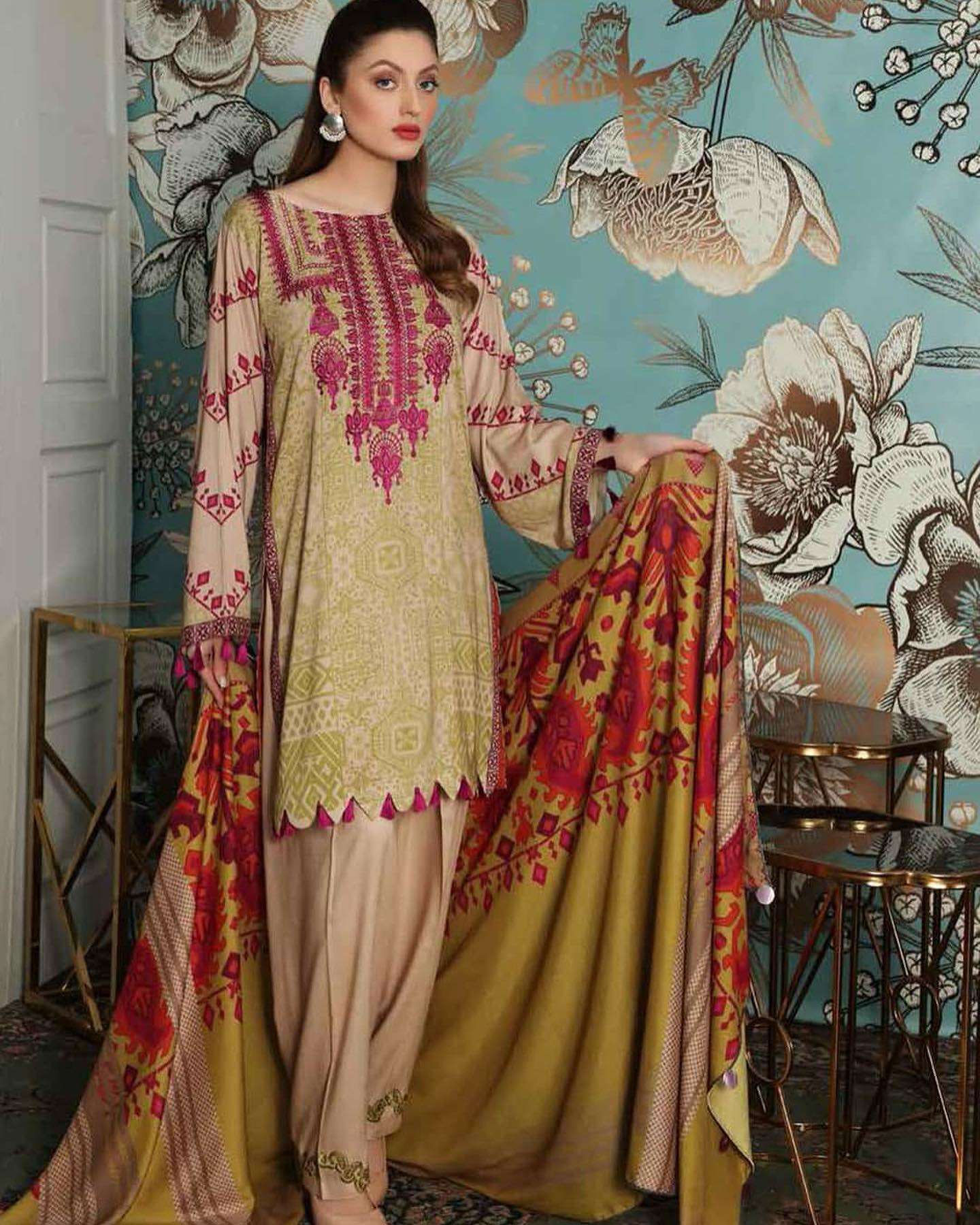  ð‚ð¡ðšð«ð¢ð³ð¦ðš ð‚ð¨ð¦ð›ð¢ð§ðšð­ð¢ð¨ð§ ð„ð¦ð›ð«ð¨ð¢ððžð«ðžð ð‹ð¢ð§ðžð§ ð•ð¨ð¥-ðŸ ðŸðŸŽðŸðŸ - 06