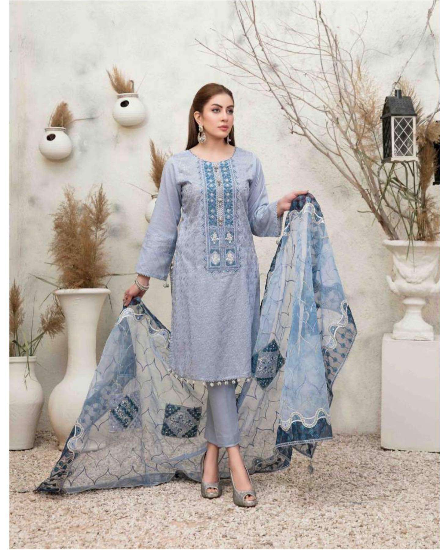 buy Tawakkal Beyond Luxury Chiffon Collection 2020 from ahmed creation ,  pakistani suit wholesale retail in surat , india ,100% original guranteed
