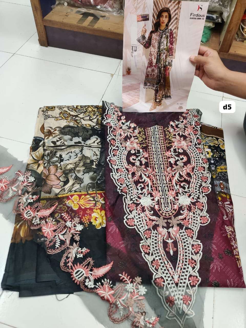 Firdous Classic Lawn 23 by Deepsy - 3373