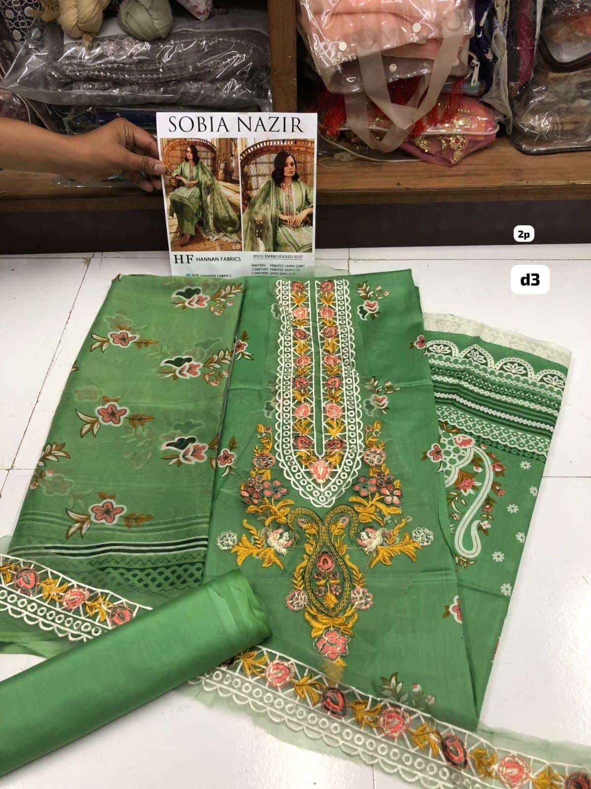  Sobia Nazir Lawn with Chiffon Dupatta by Hannan - 02