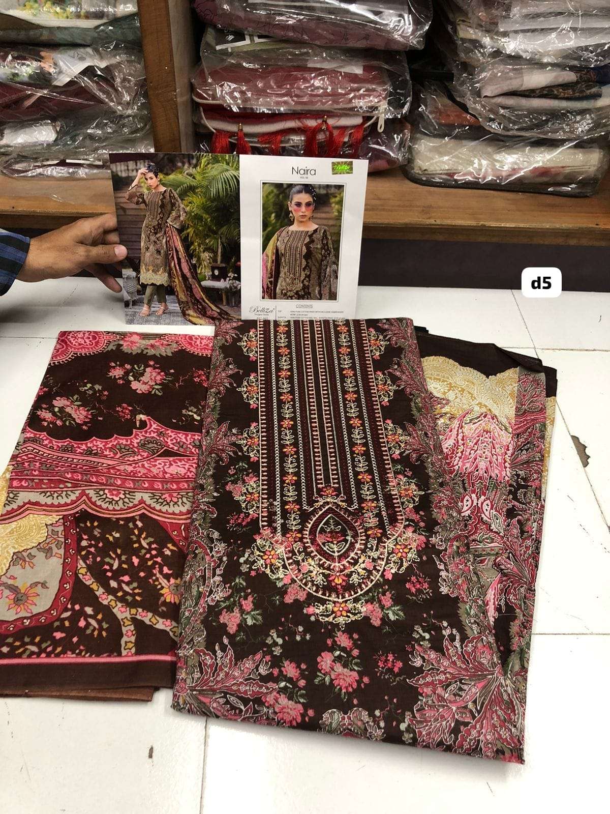 NAIRA VOL 36 OPEN PIC BY BELLIZA-01