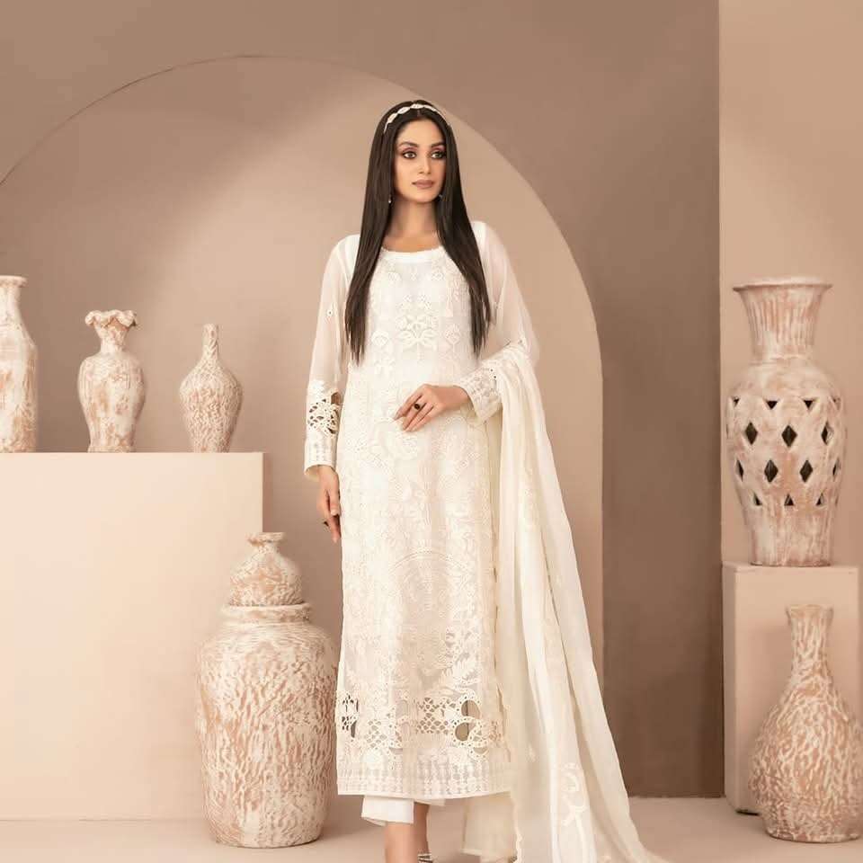 ALANI New Fancy Embroidered Chiffon White Series Collection 2025 By Tawakkal-02