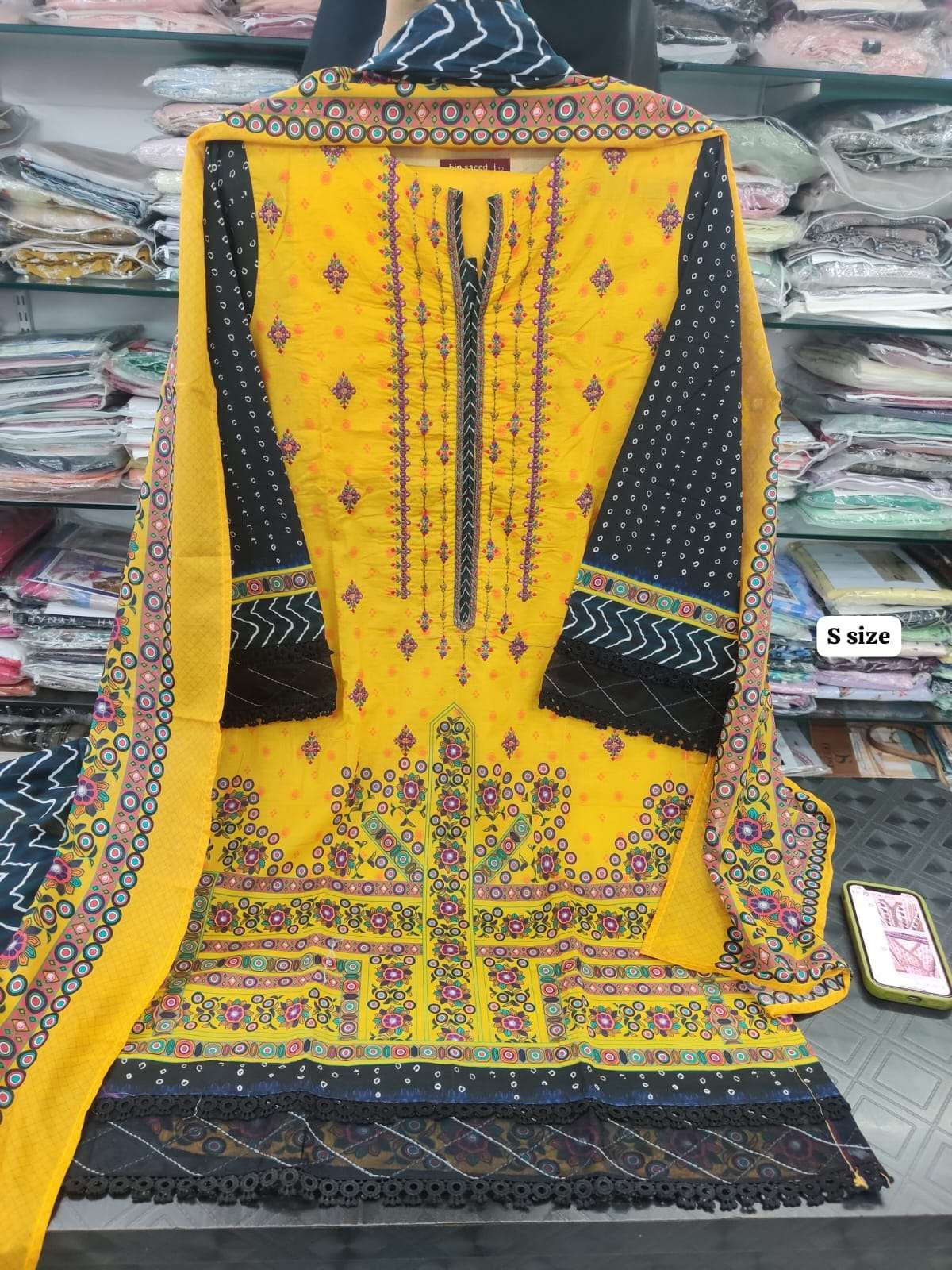 Bin Saeed Lawns - Ready to Wear-01