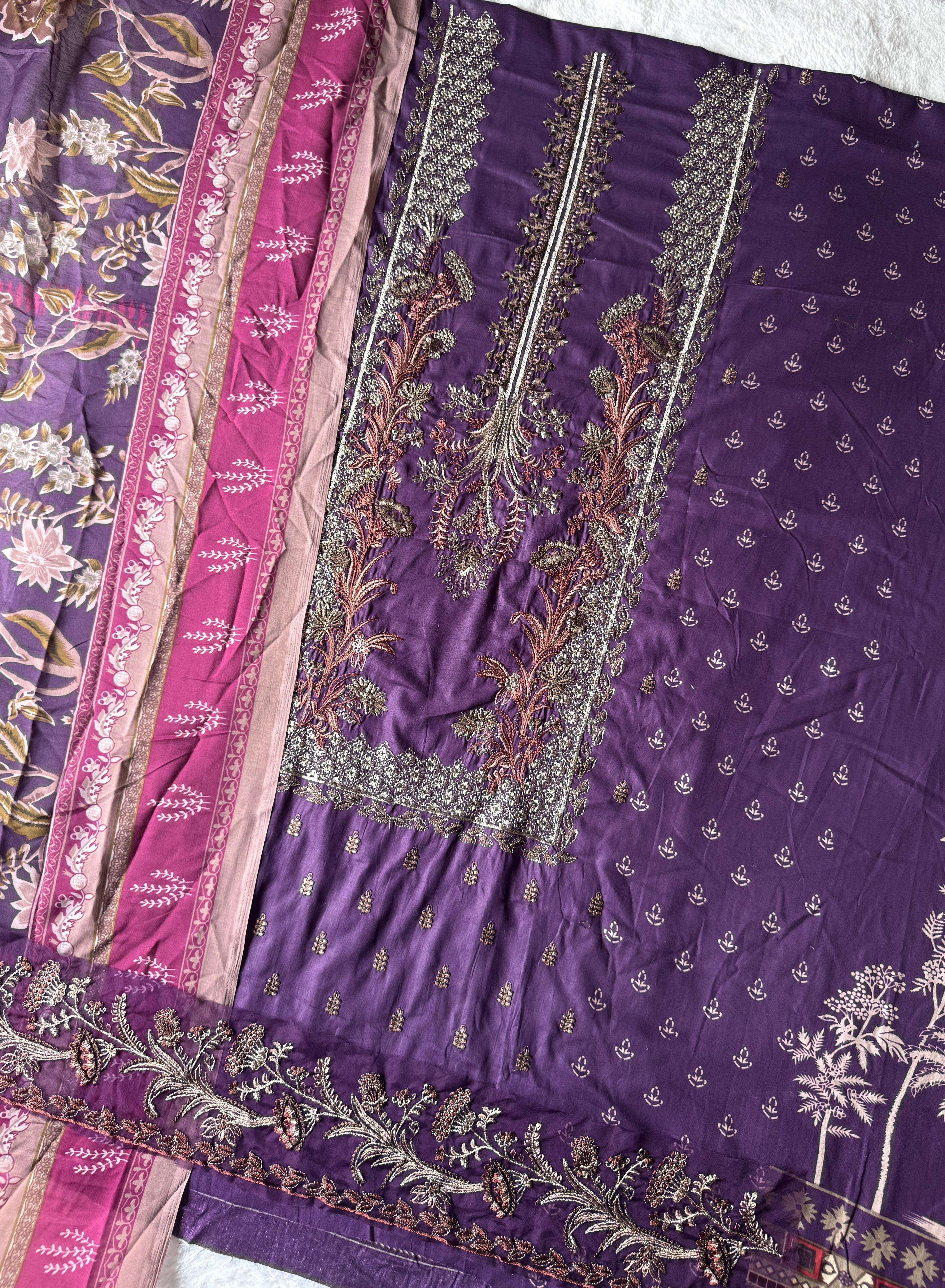 D no:-3374 CHEVRON LUXURY LAWN COLLECTION BY JIHAN-02