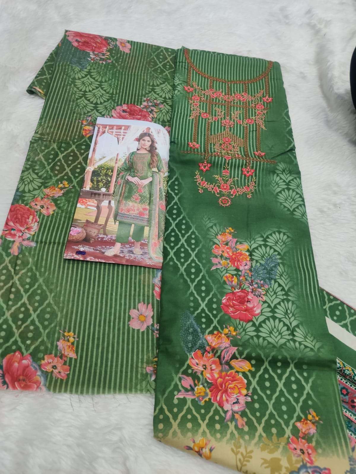 GARDENIA Lawns Open Pic by NUREH-05