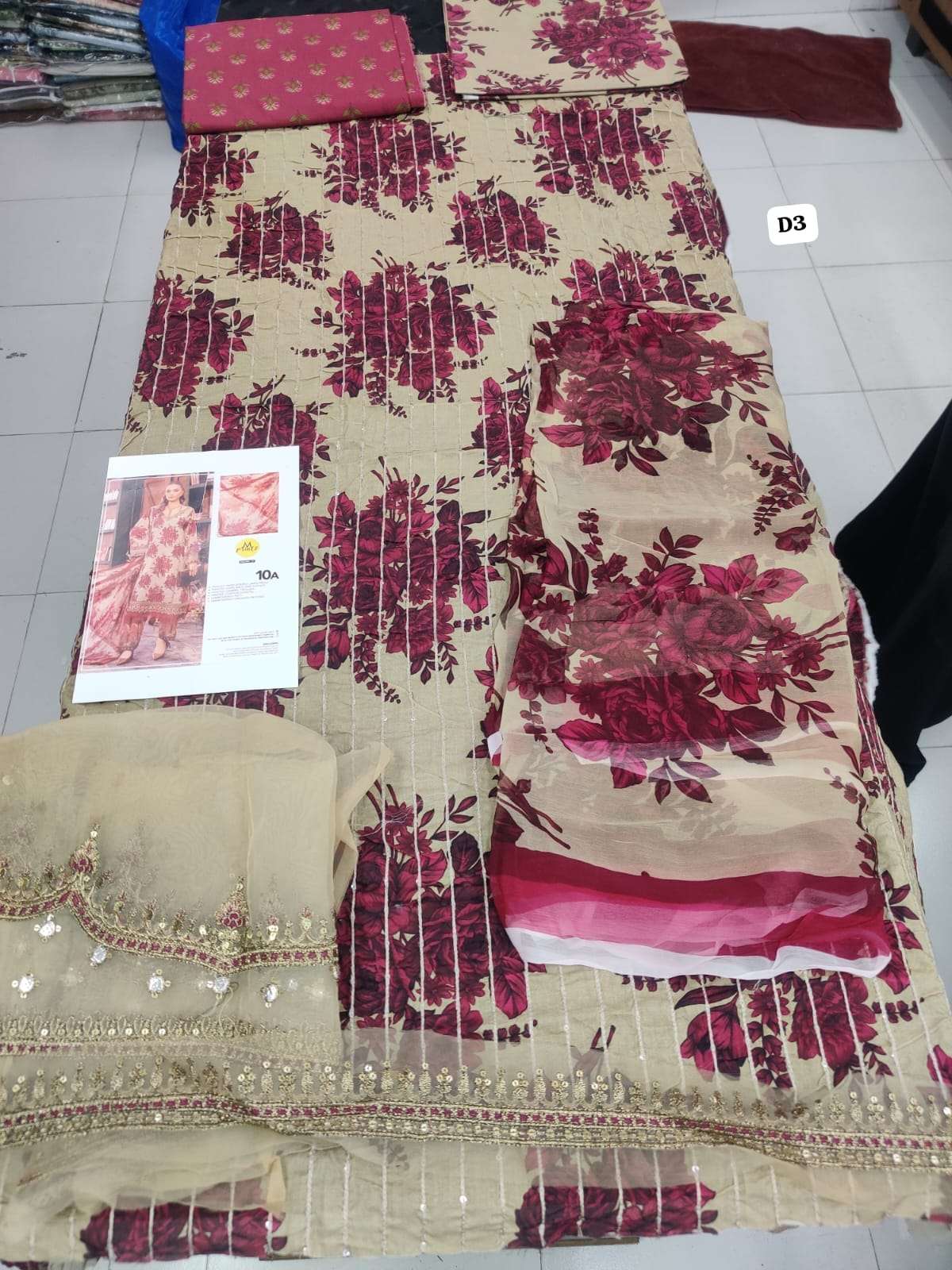 M PRINTS SPRING SUMMER BY MARIA B-07