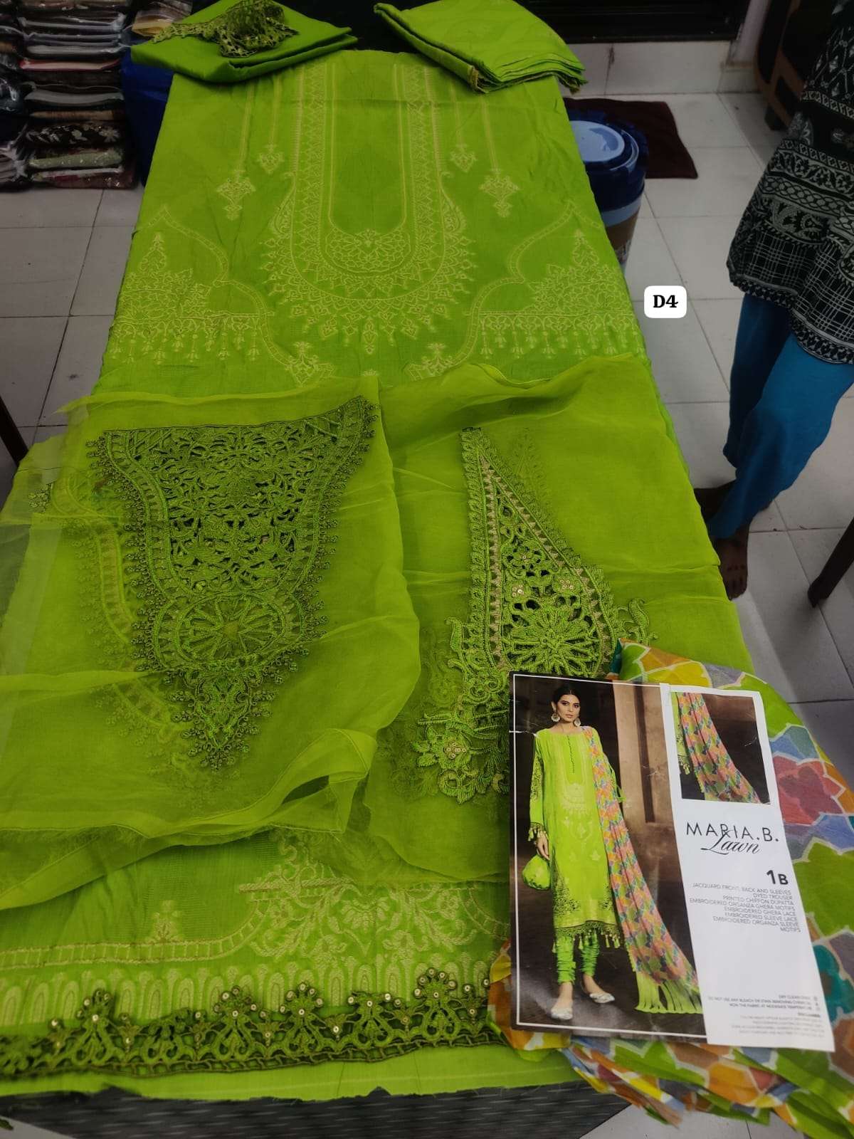 Maria b Lawn The Original Lawn Collection sale Pakistani-08