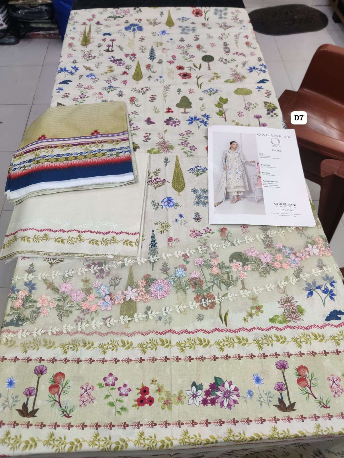 QPrints Unstitched Embroidered Lawn Open Pic 25 Vol 2 By Qalamkar-13