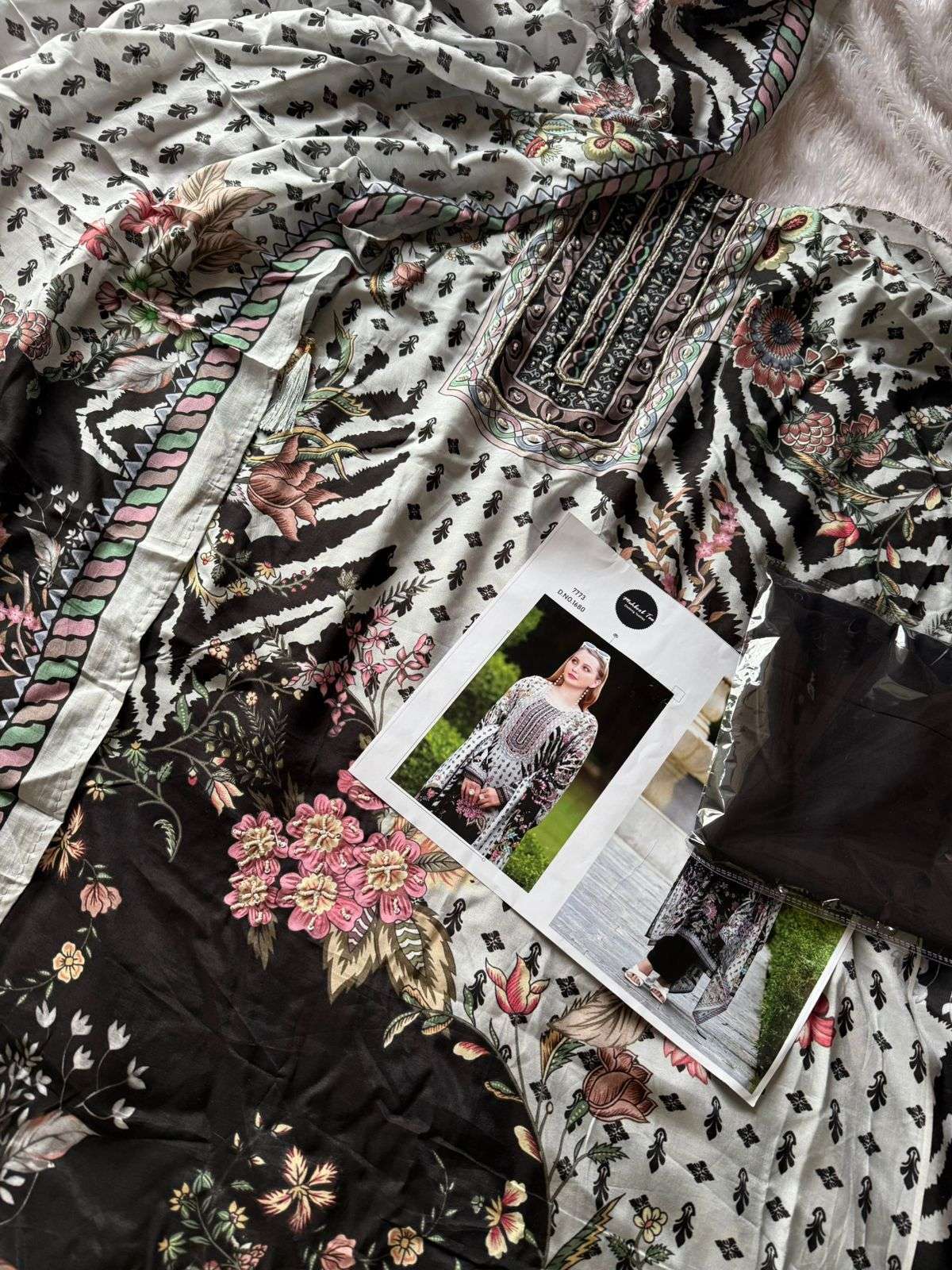 1680 desgin no MEHBBOB TEX-01