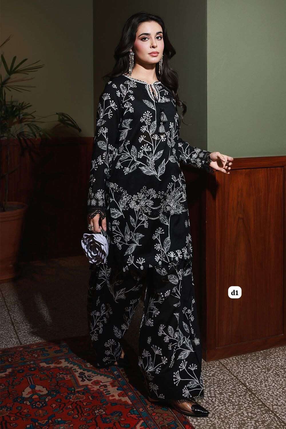 BALLERINA 2 PIECE LAWN 25 Model & OPen Pic by NUREH-06