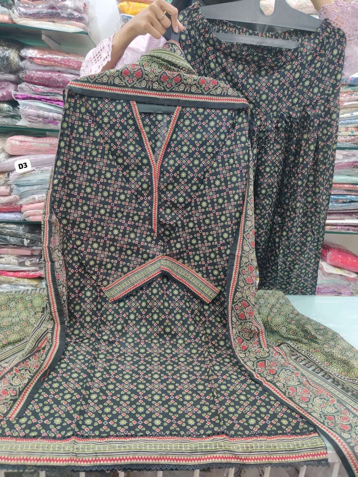 EXCLUSIVE BIN SAEED PRINTED LAWN 2025 by BIN SAEED-06