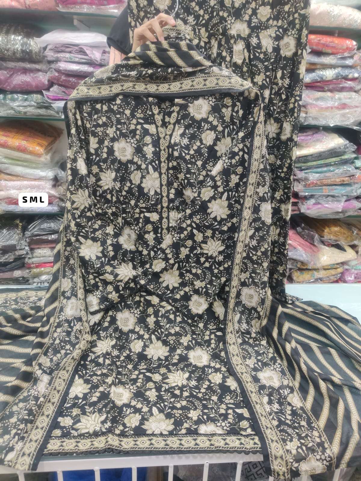 Exclusive Printed with Farshi Shalwar Volume 3 by BIN SAEED-06