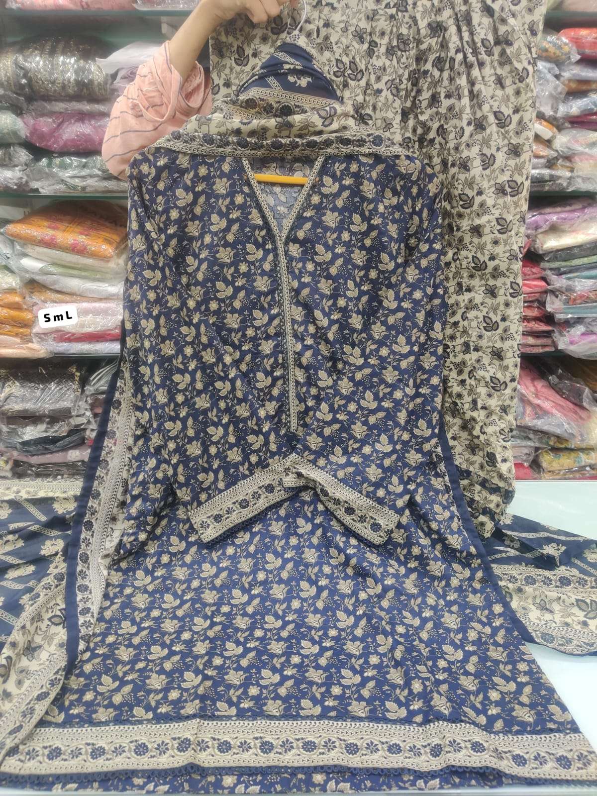 Exclusive Printed with Farshi Shalwar Volume 3 by BIN SAEED-08