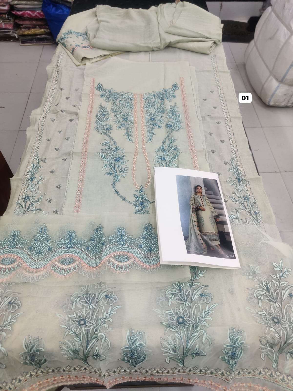 LE PREMIER LAWN VOL - 2 by 25 JADE-16