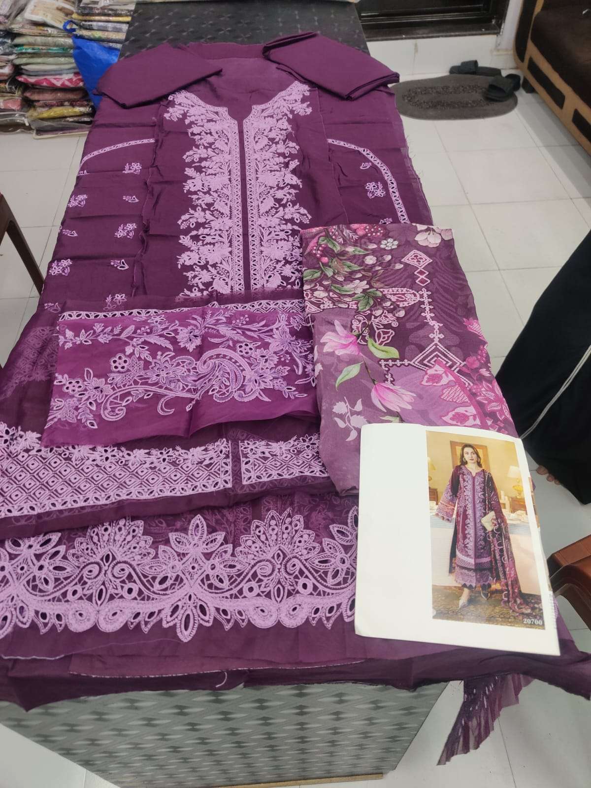 OMBRE X HANIA AMIR LUXURY LAWN COLLECTION 2025 by JADE-02