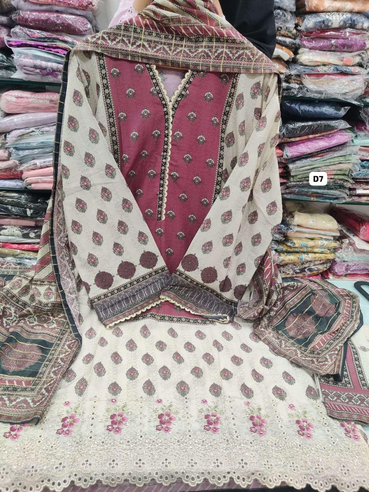 RTW DUPPATA 3PC COLLECTION 2025 VOLUME 1 by BIN SAEED-02