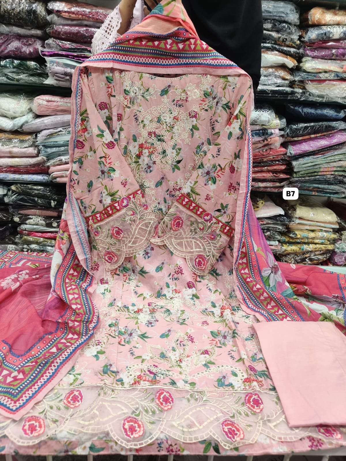 RTW LAWN EMBROIDERED COLLECTION 2025 - Exclusive BIN SAEED-01
