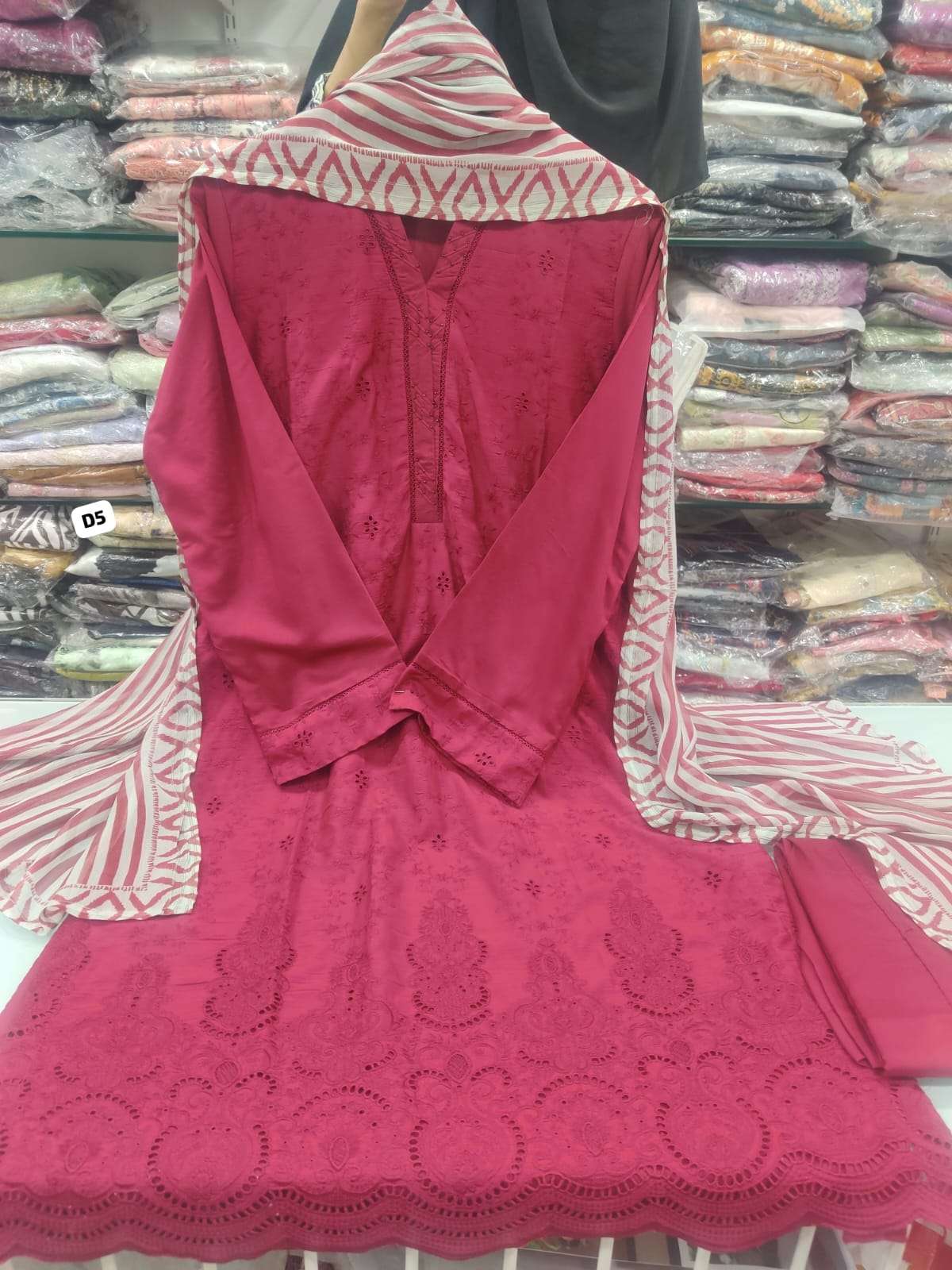 RTW Schiffli Lawns by Tawakkals-05