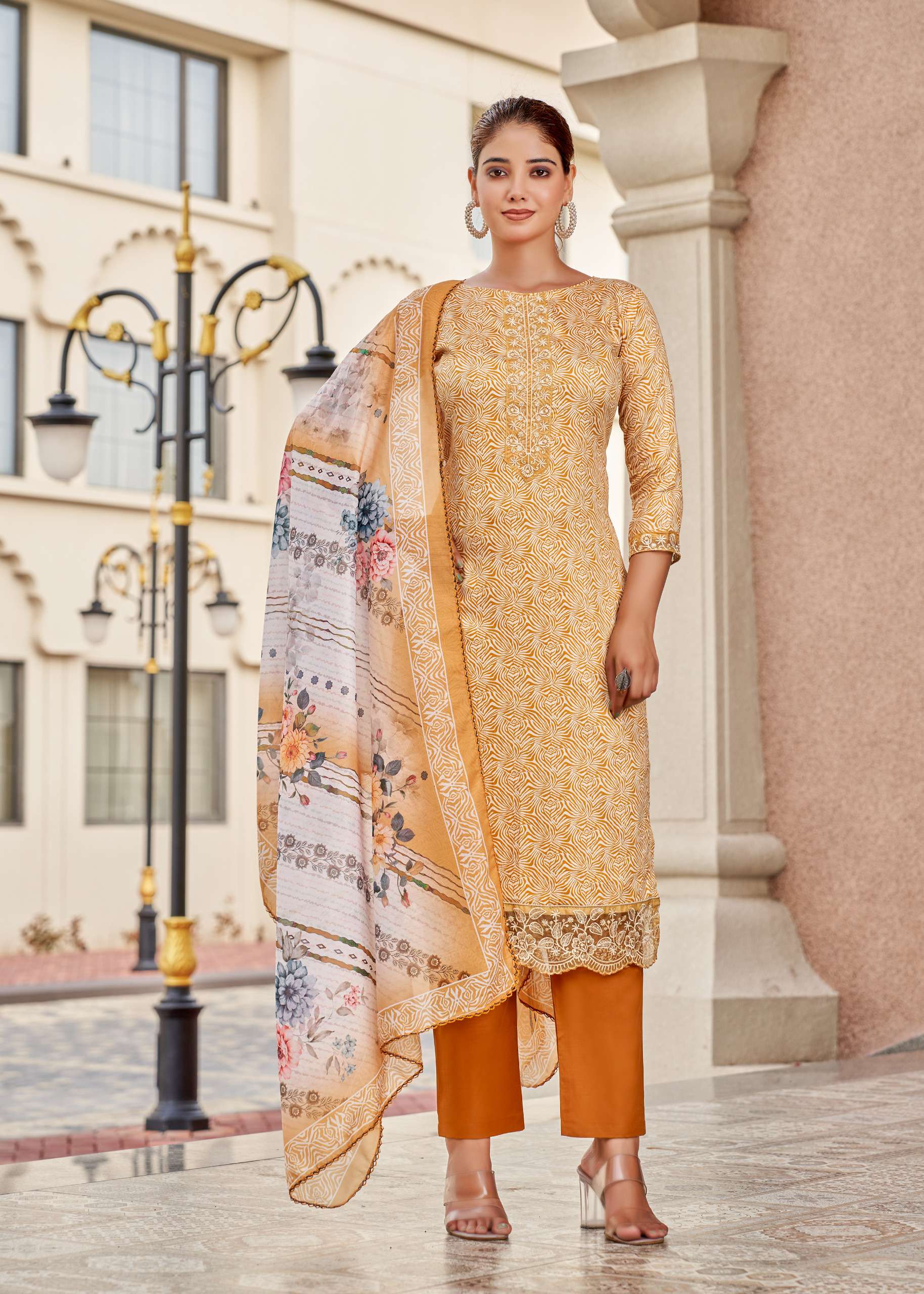 SUPER GIRL-3 by Alok-04