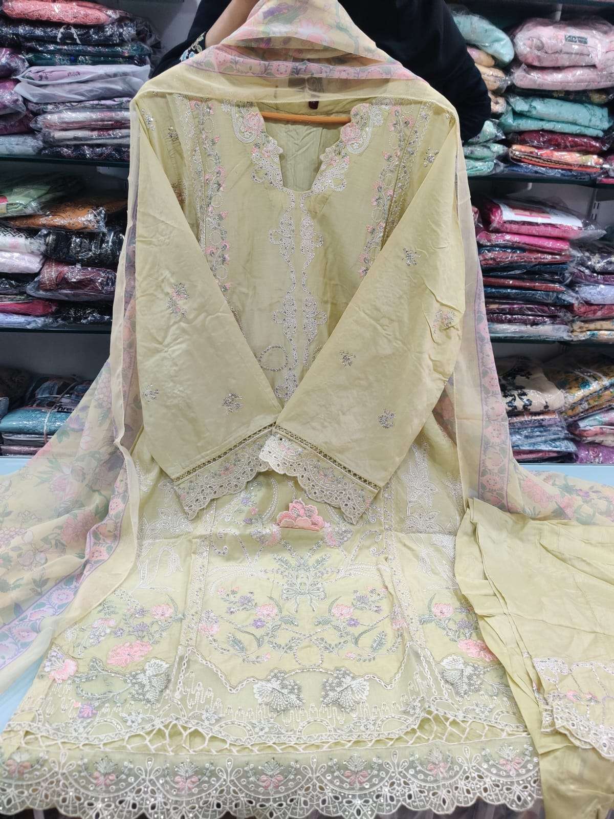 BIN SAEED LUXURY EMBROIDERED STITCHED LAWN 2025 BY BIN SAEED-01