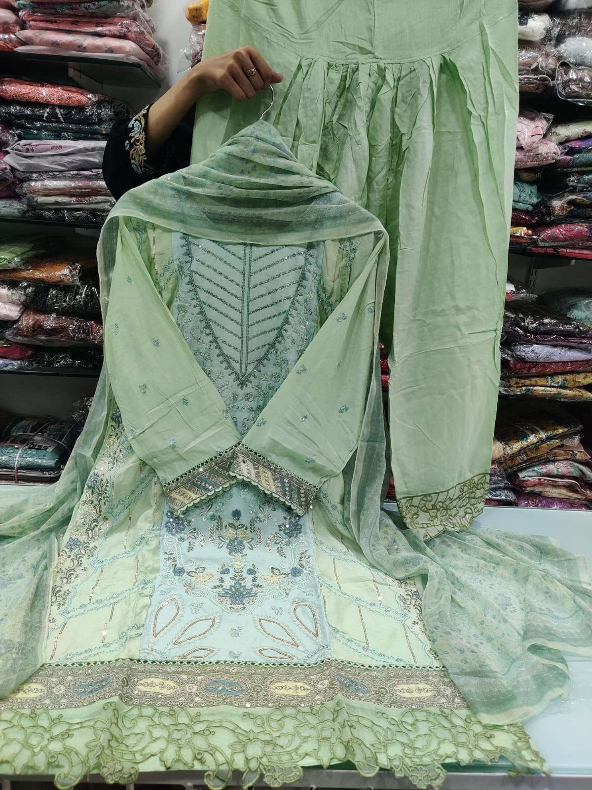 BIN SAEED LUXURY EMBROIDERED STITCHED LAWN 2025 BY BIN SAEED-08