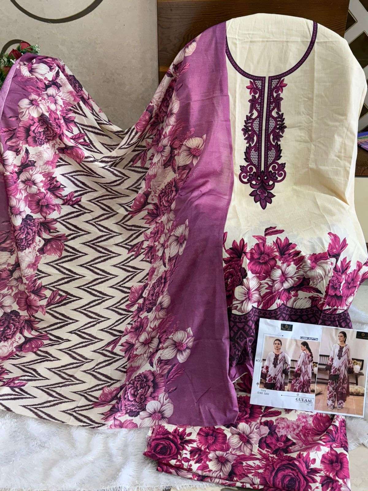 GULAAL REMIX Neck‎ print Aaliz Prints-16