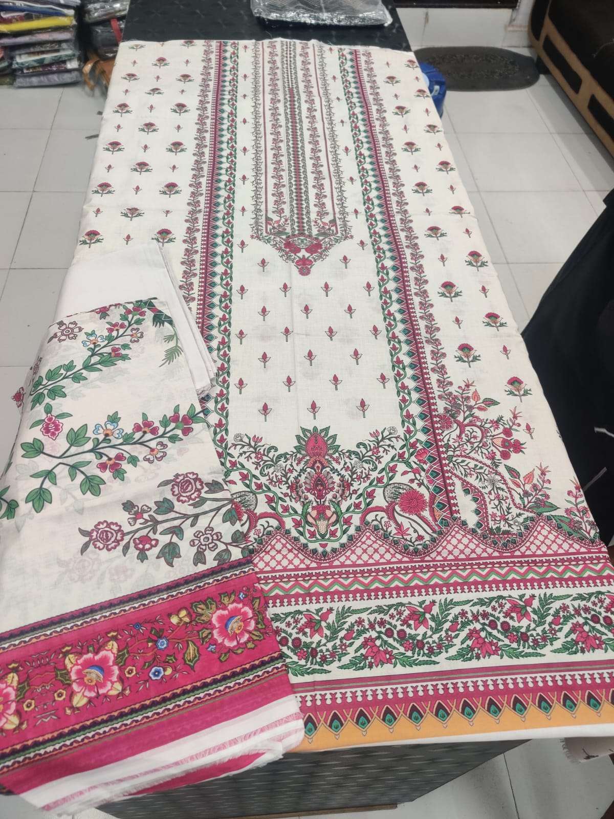 Mausammery Lawn Vol - 5 2025 by Mausammery-14