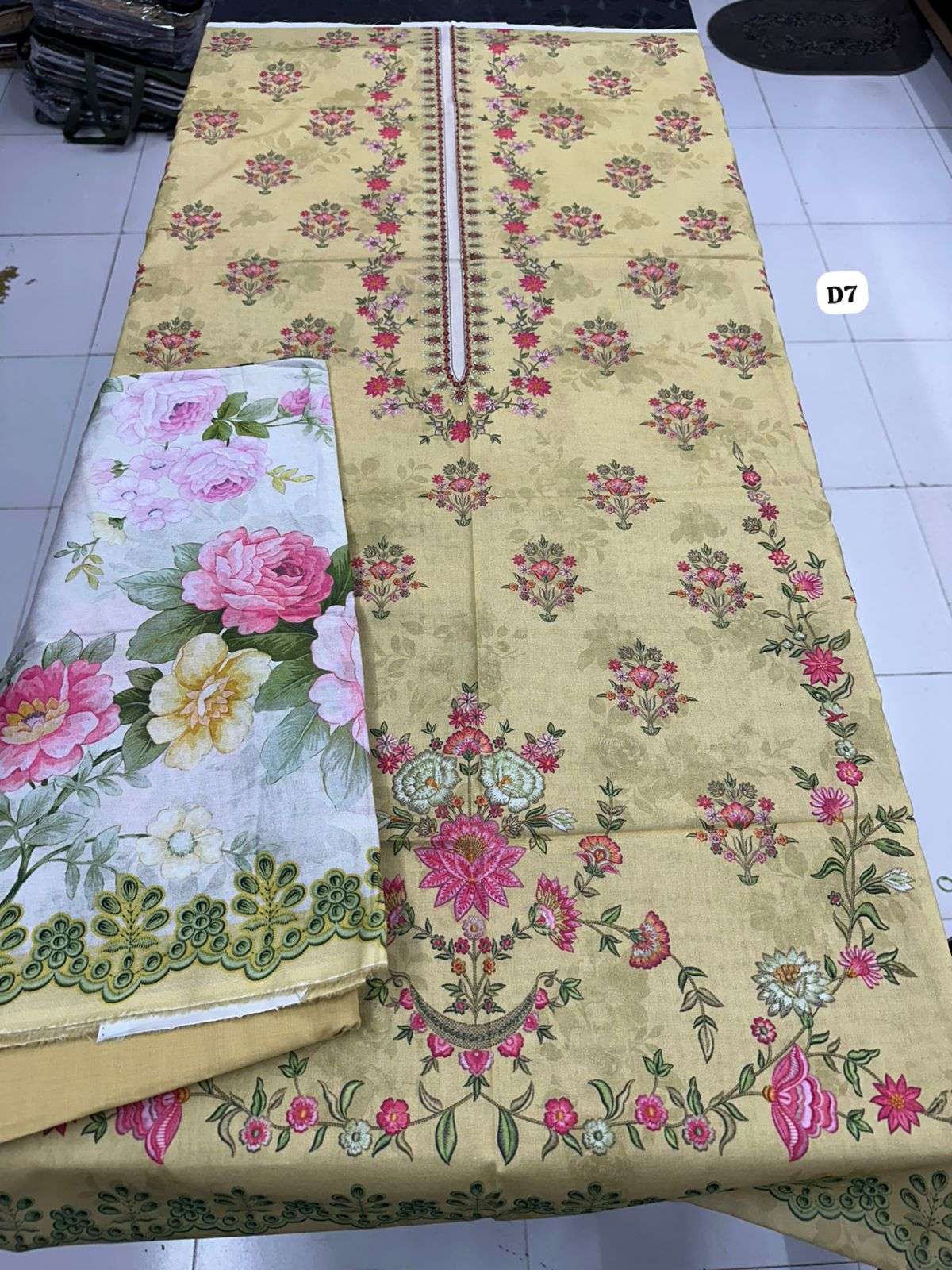 Mausammery Lawn Vol - 6 2025 Open & Model Pic By Mausammery-22