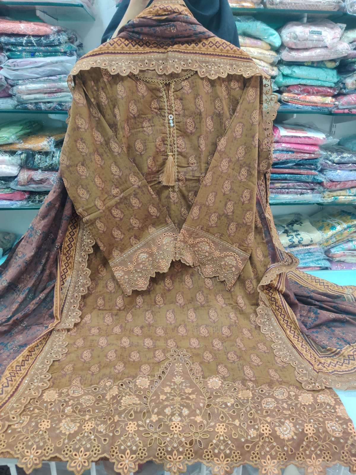 RTW Riwayat Luxury Pret Lawn Collection by Tawakkal-05