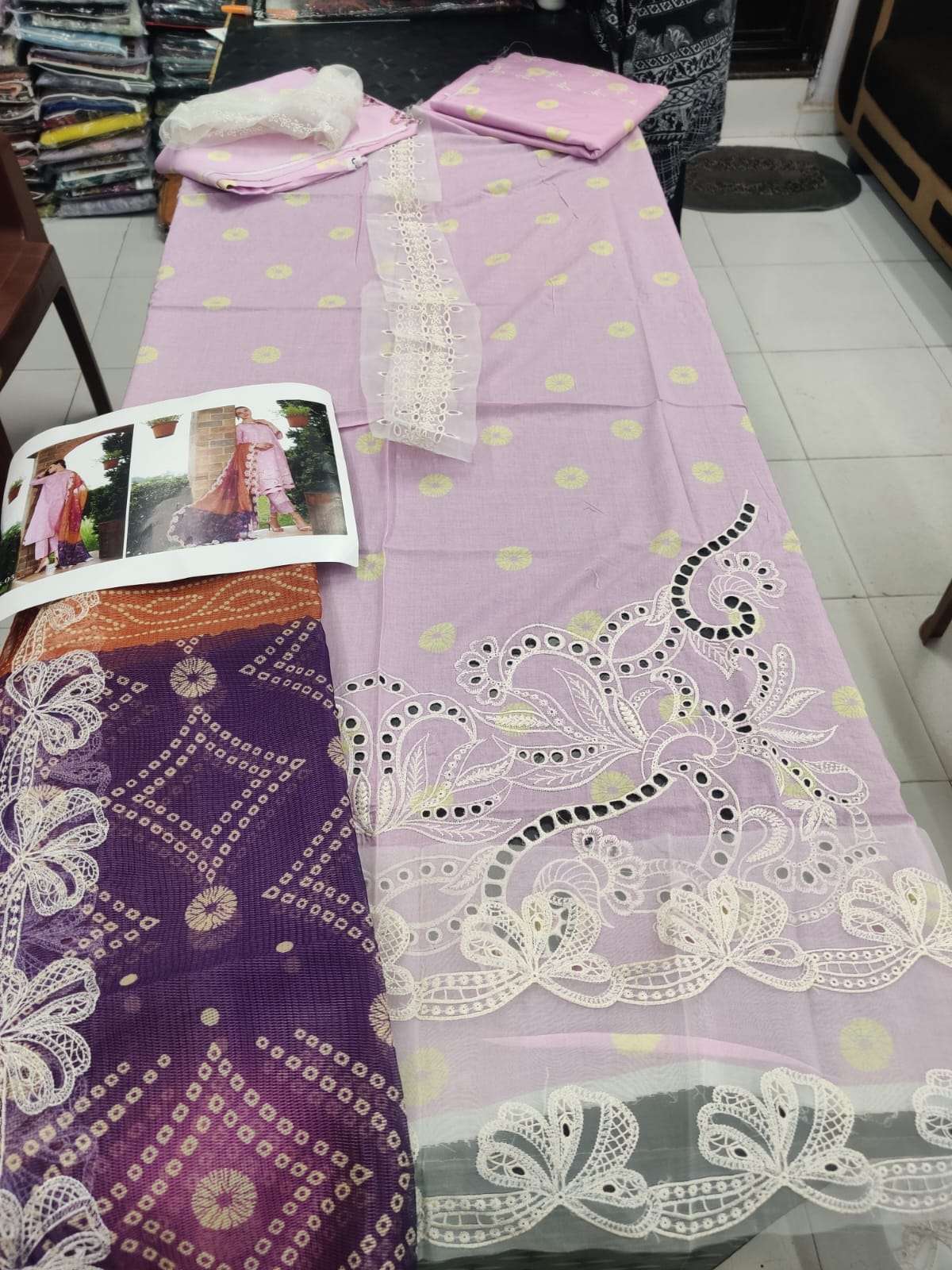 Sheen Chunri 2025 Vol 1 Lawn Collection 2025 Open Pic Charizma-01