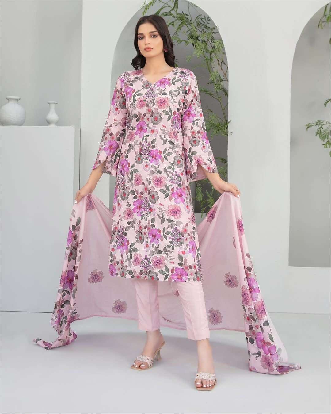 Tamya Model & Open Pic by Tawakkal 2025-01