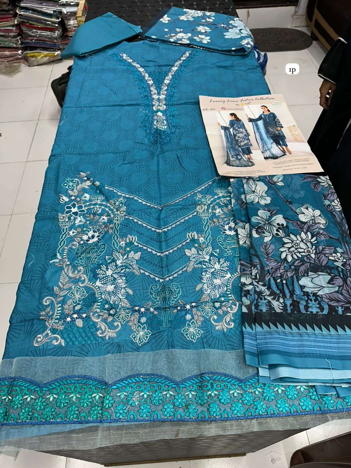 Cs Luxury Lawn Collection-61