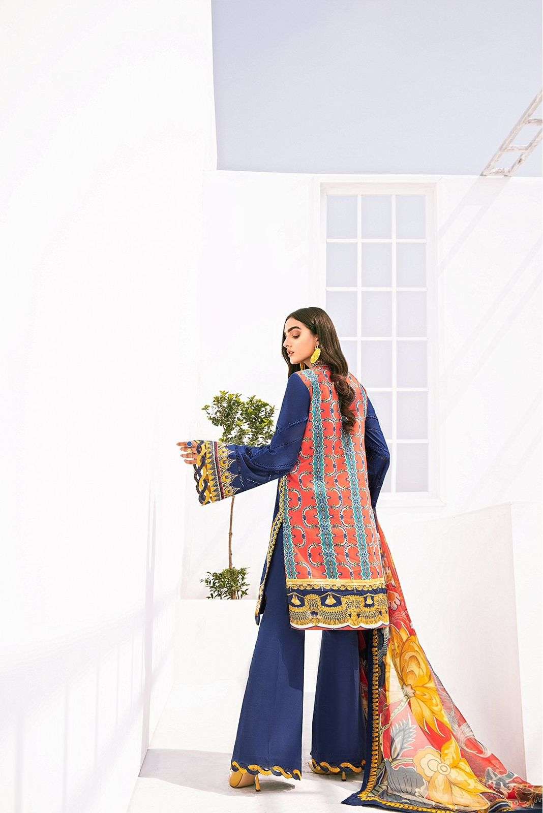 Fuchsia Lawns by Baroque-02