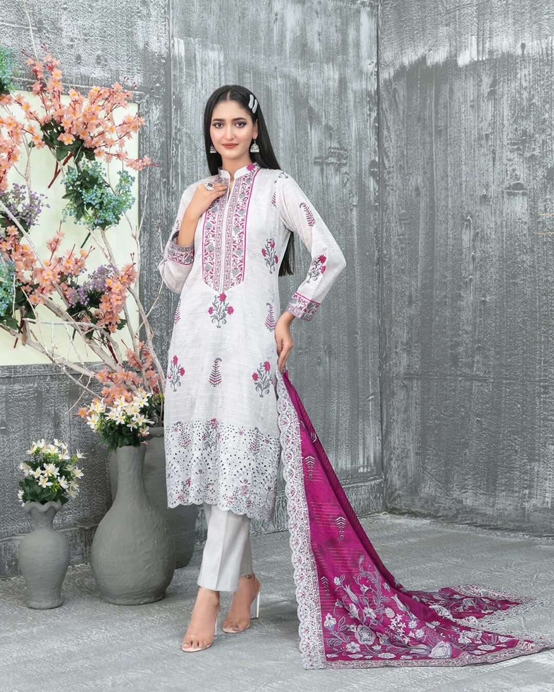 SAESHA OPEN AND MODEL PIC BY TAWAKKAL-07