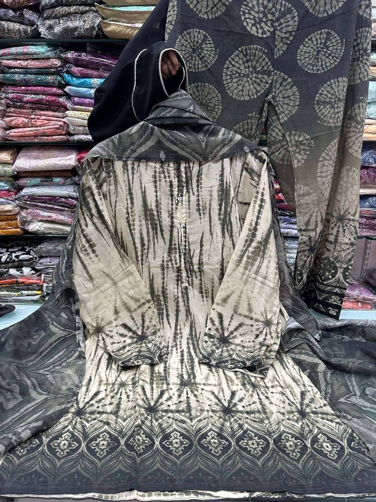 Shimmered Cambric 3Pc Volume - 01 Collection 2025 Model & Open Pic by Sadabahar-04