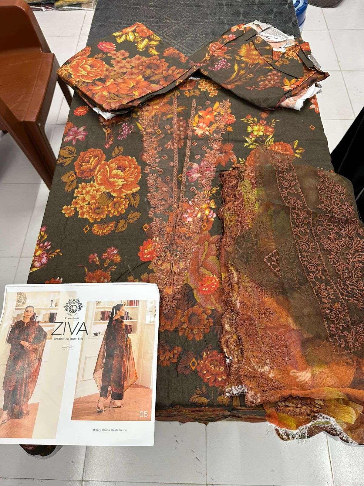 Ziva Premium Lawn Edit 25 Vol 13 by Guljee-01