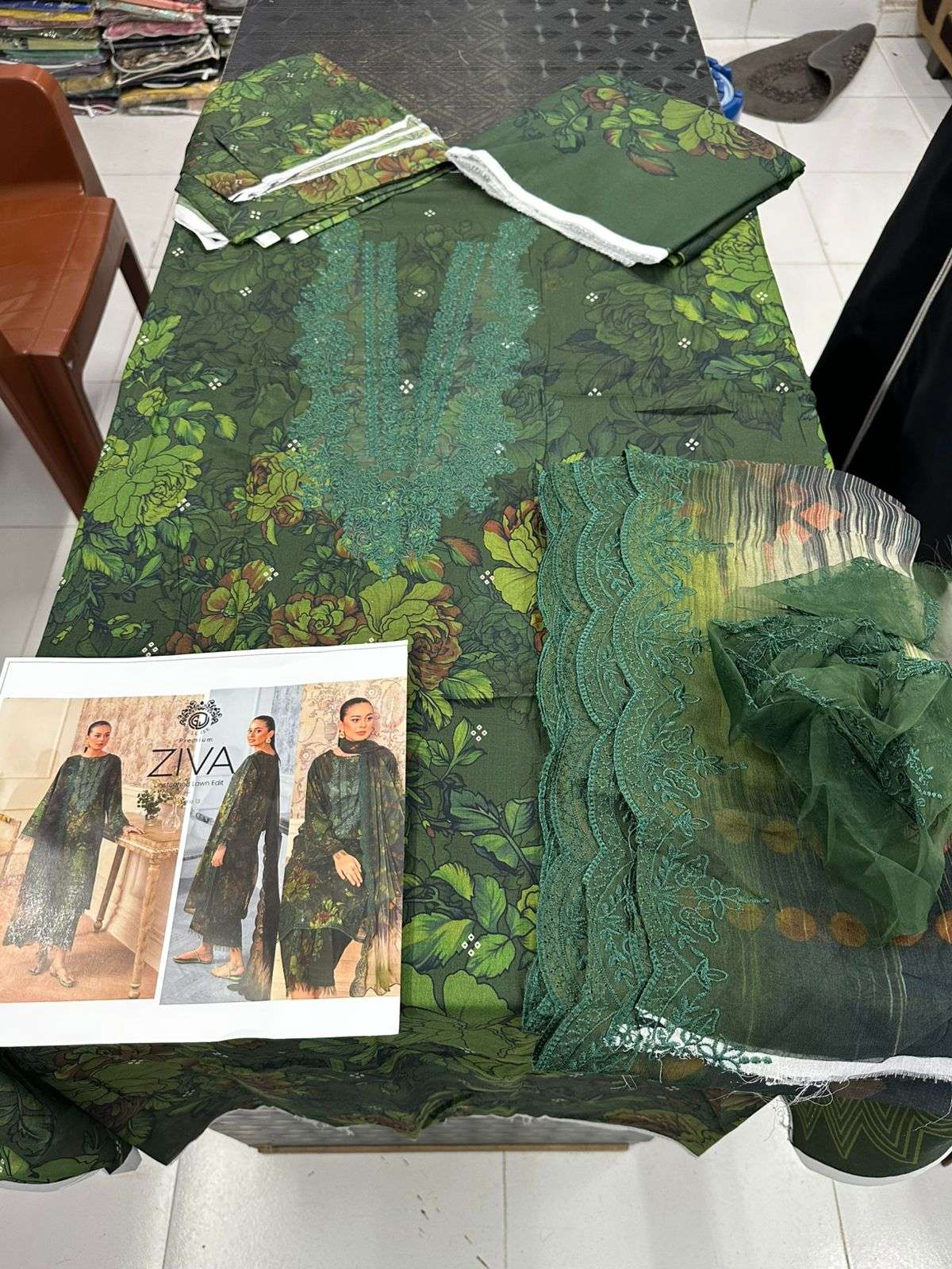 Ziva Premium Lawn Edit 25 Vol 13 by Guljee-05