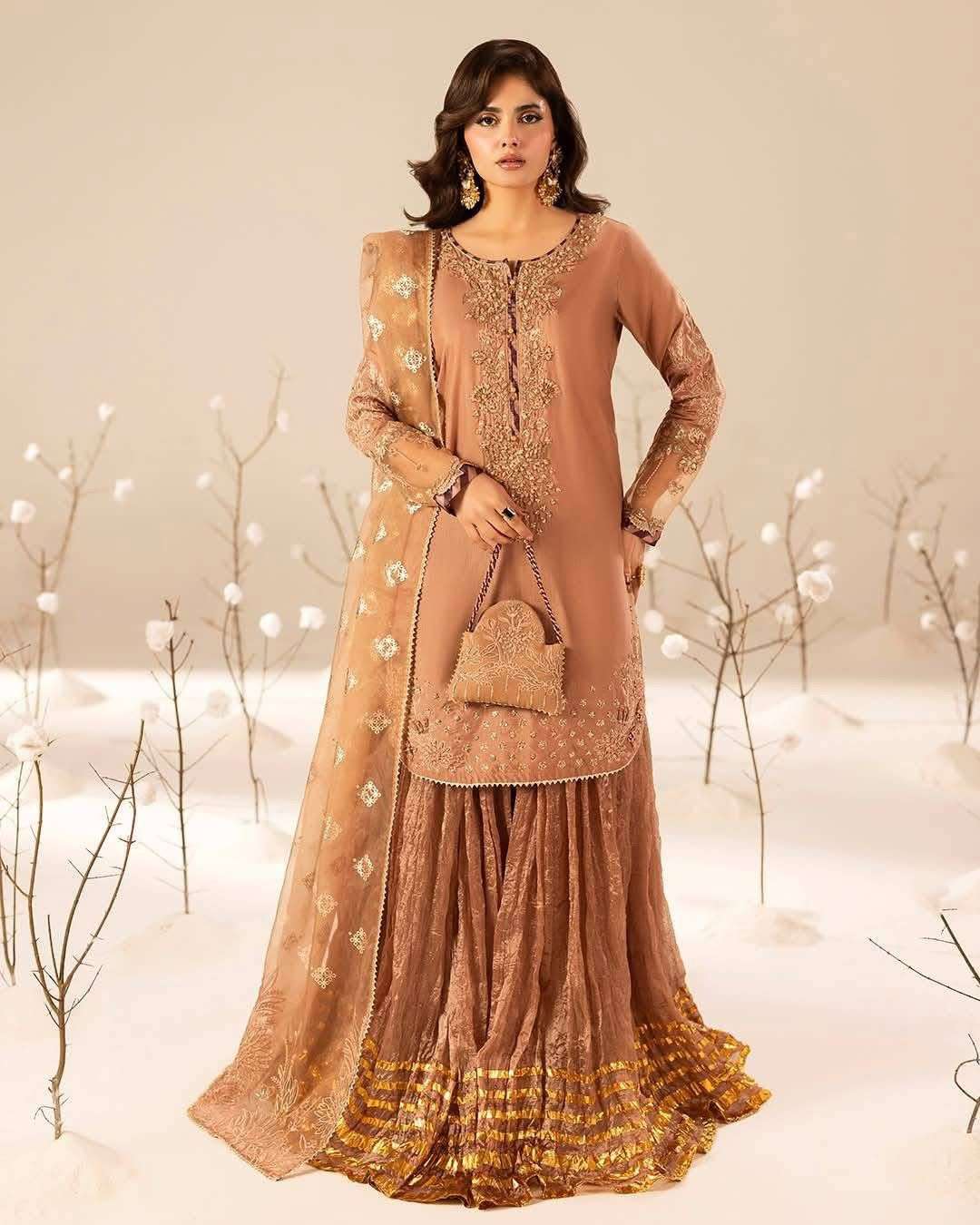 Embroidered Luxury Festive Collection Ready to Wear by Zahra Rubab-04