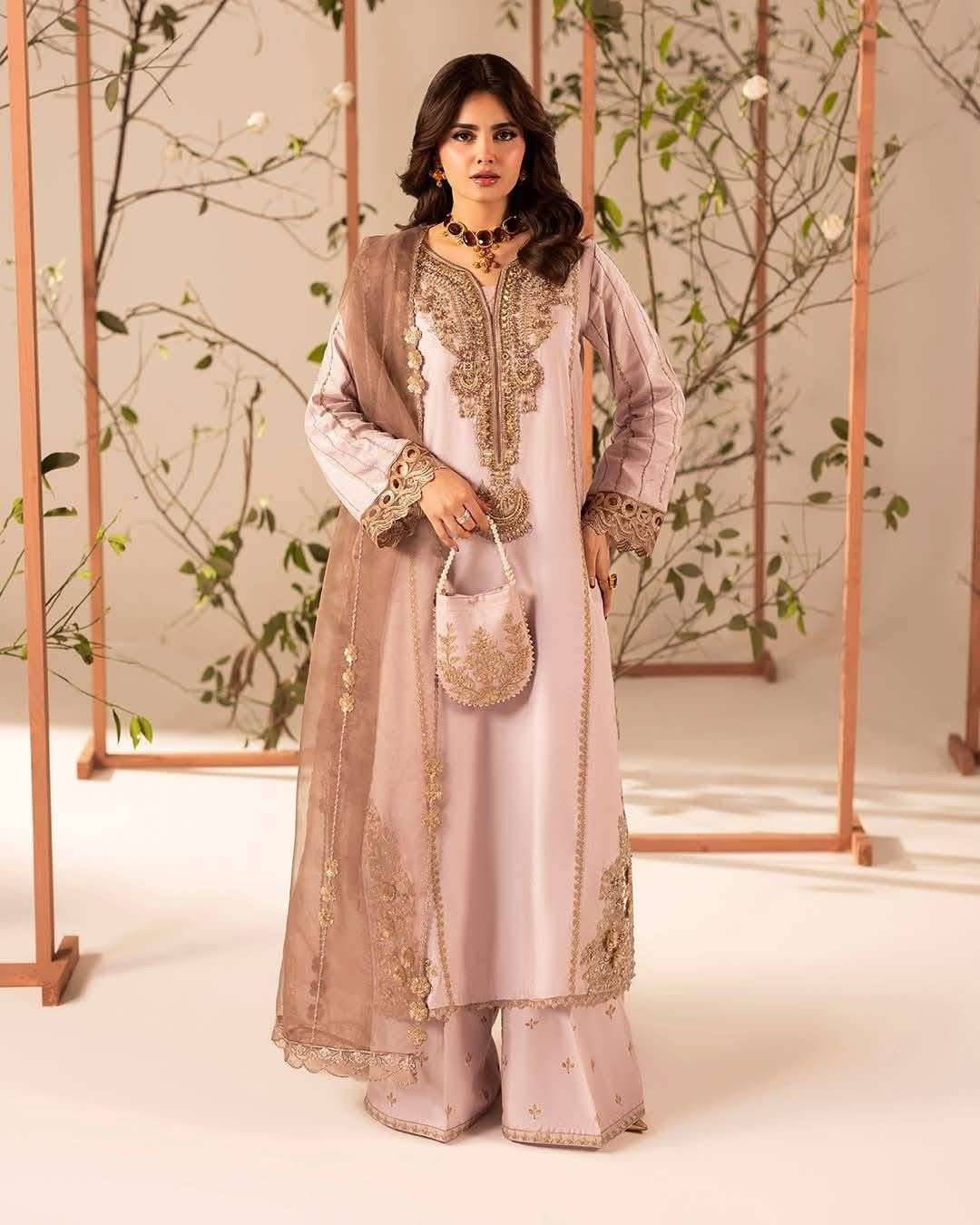 Embroidered Luxury Festive Collection Ready to Wear by Zahra Rubab-09