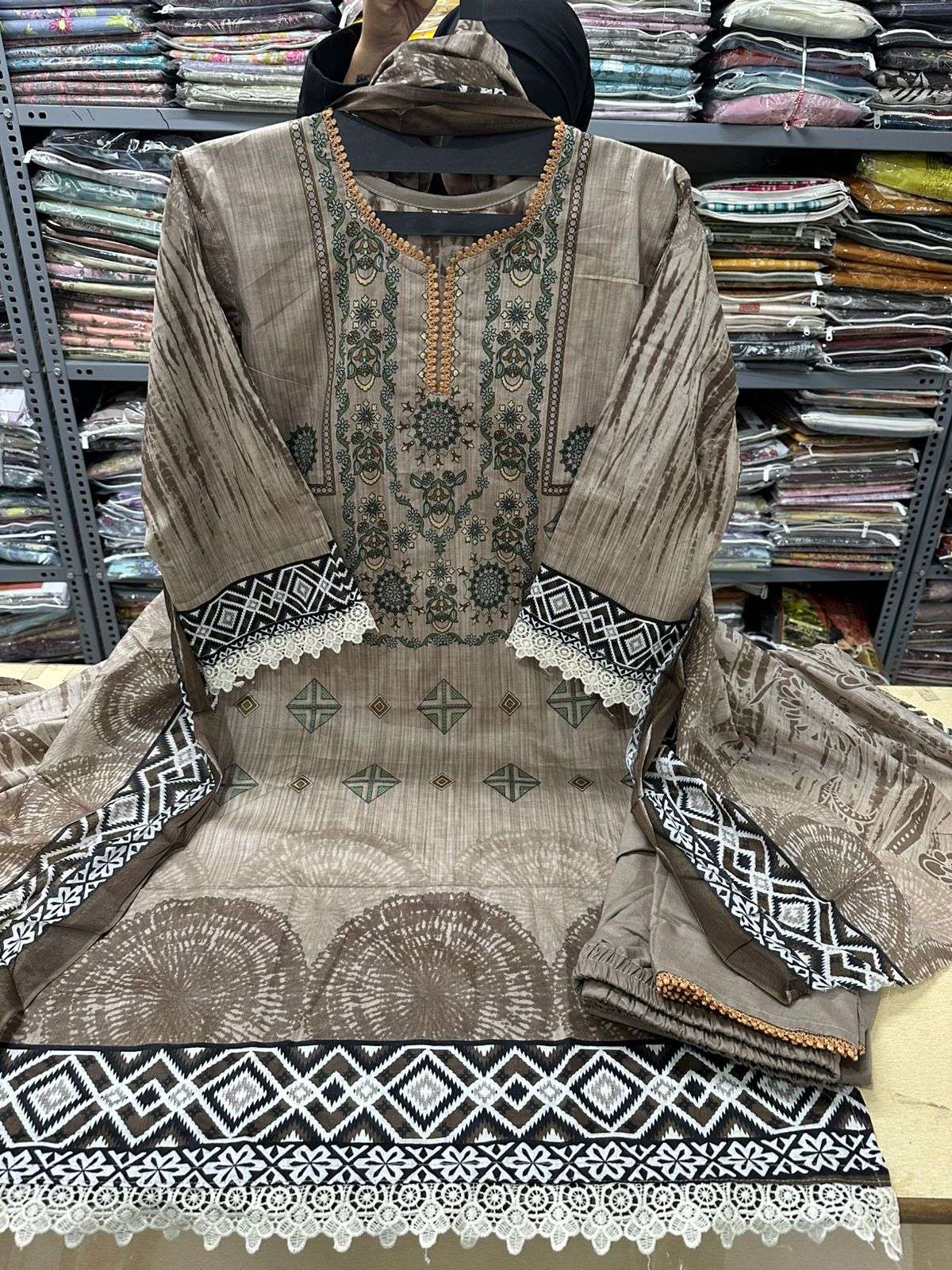 HEAVY COTTON LUXURY COLLECTION VOL - 34 BY RTW - 01