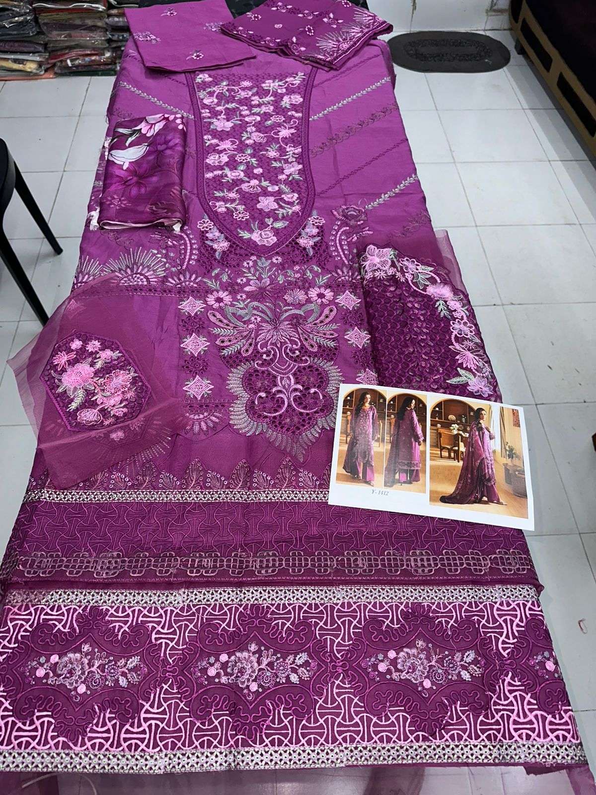 Riwayat Luxury Lawn Collection Vol - 14 By Ramsha - 02