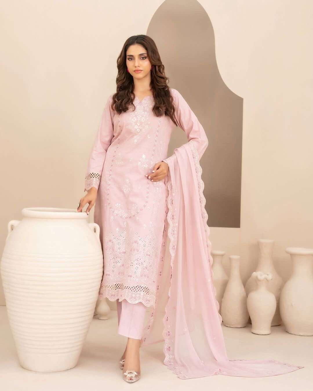 RTW Luxe Pret Lawn by Tawakkal-05