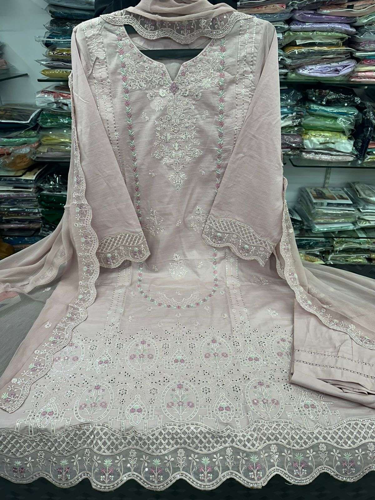 RTW Luxe Pret Lawn by Tawakkal-16