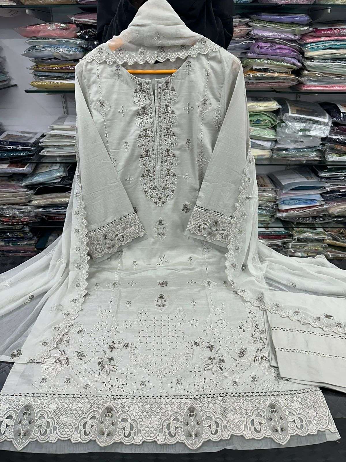 RTW PREMIUM LAWN COLLECTION BY TAWAKKAL-02