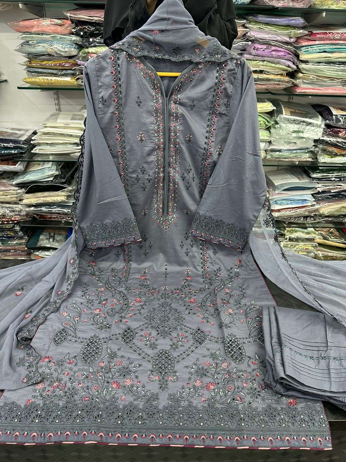 RTW PREMIUM LAWN COLLECTION BY TAWAKKAL-03