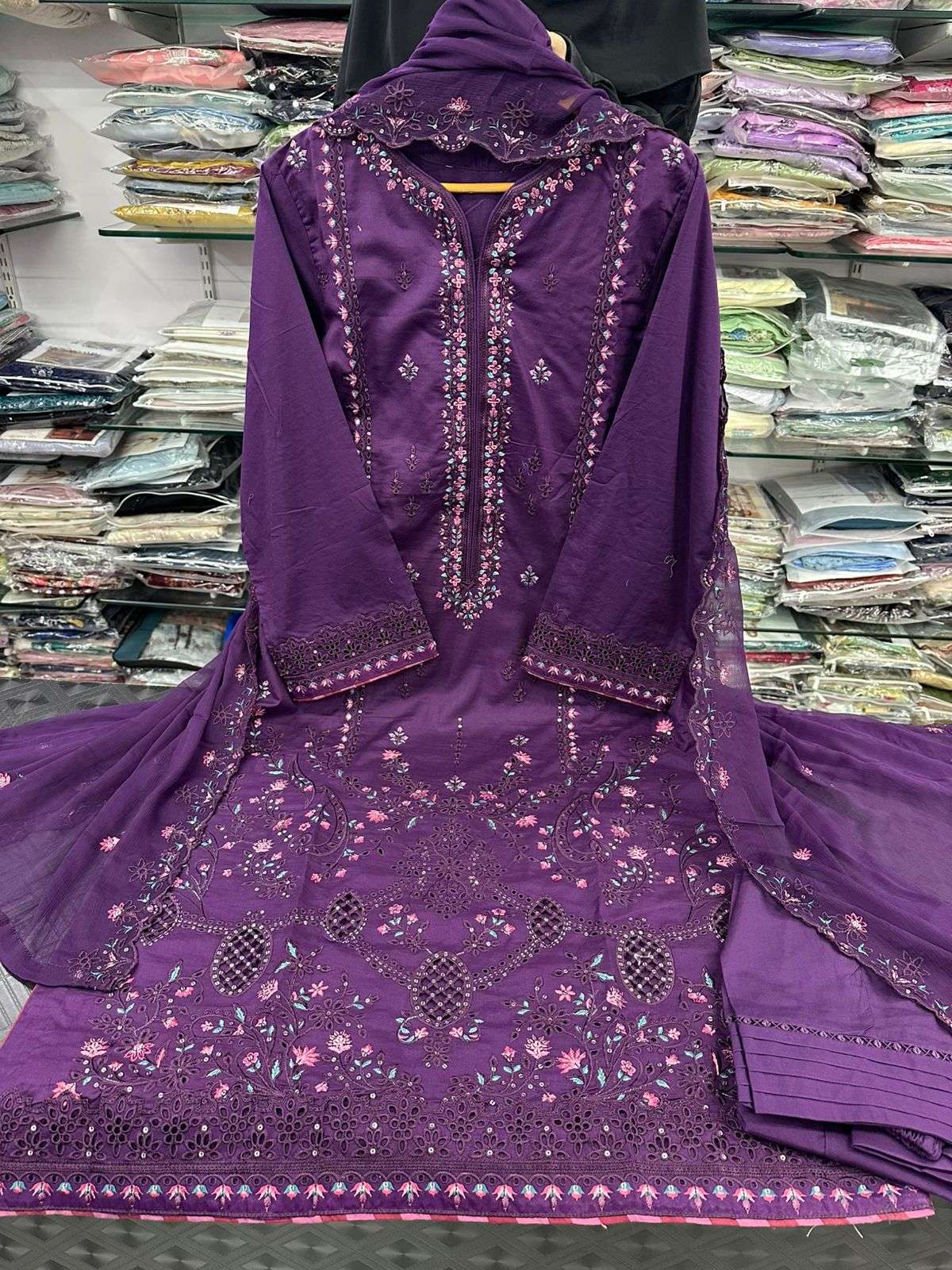 RTW PREMIUM LAWN COLLECTION BY TAWAKKAL-04