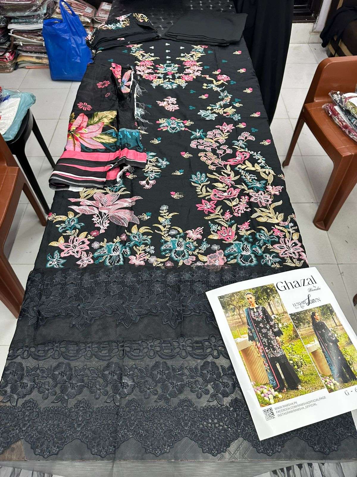 GHAZAL LUXURY LAWN VOL 6 BY RAMSHA-06