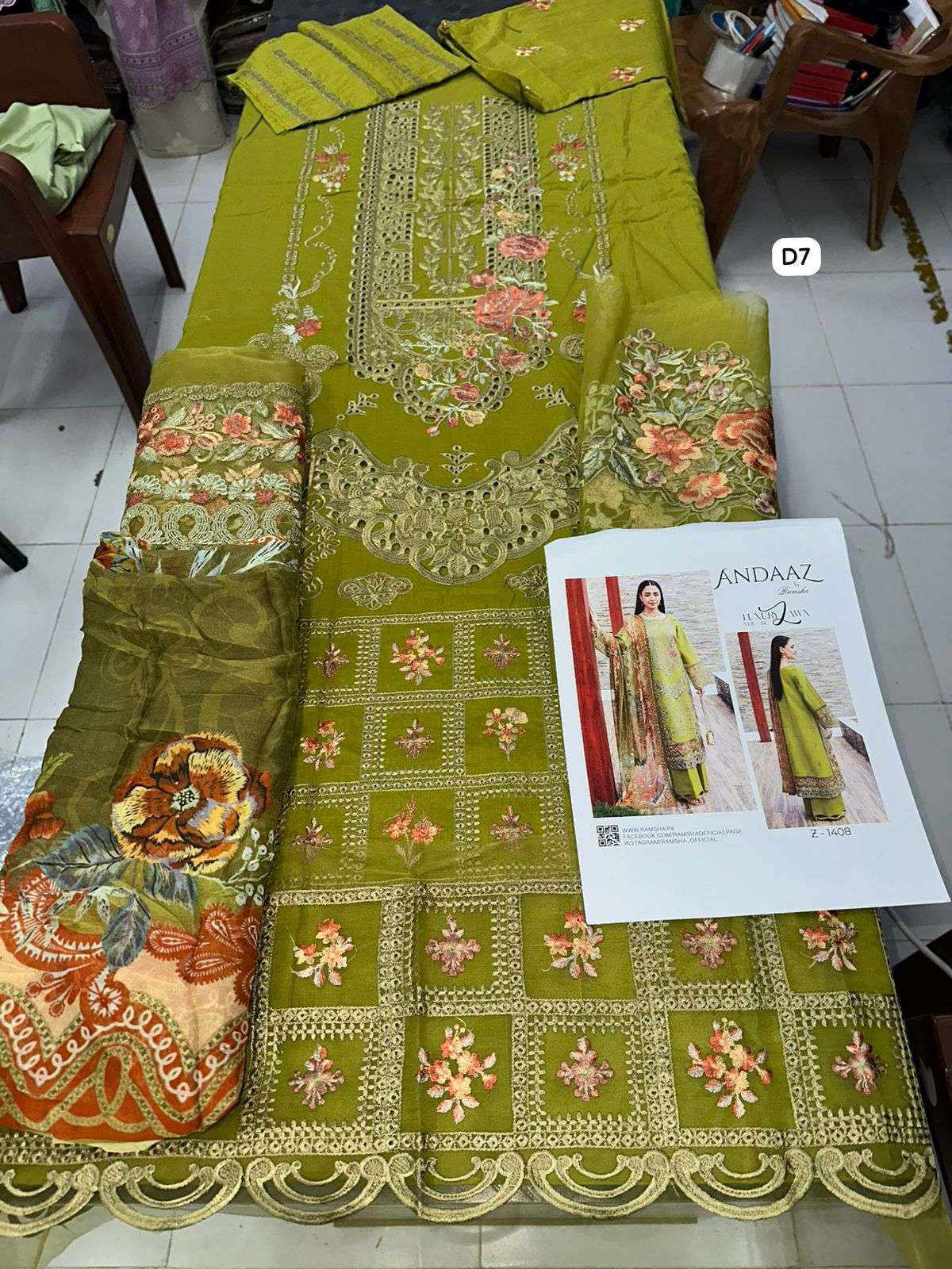 Andaaz Luxury Lawn Vol 14 Collection 2026 Ramsha-18
