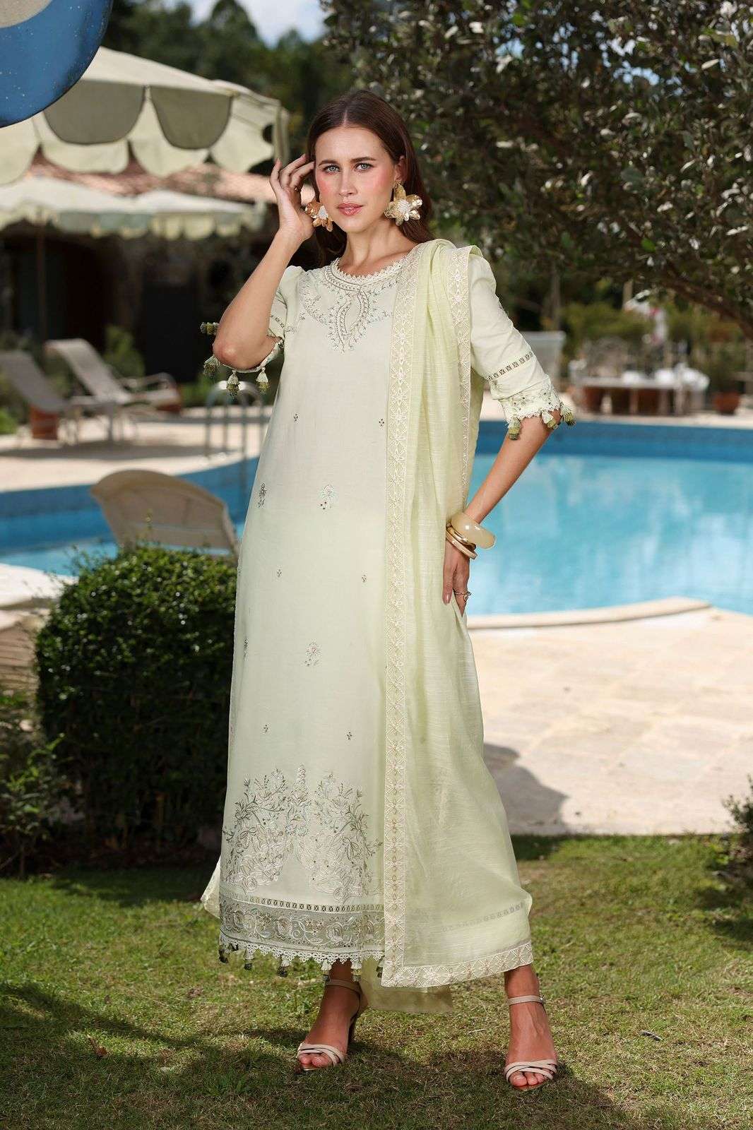 Luxury Embroidered Lawn Unstitch 2026 by Raaya-02