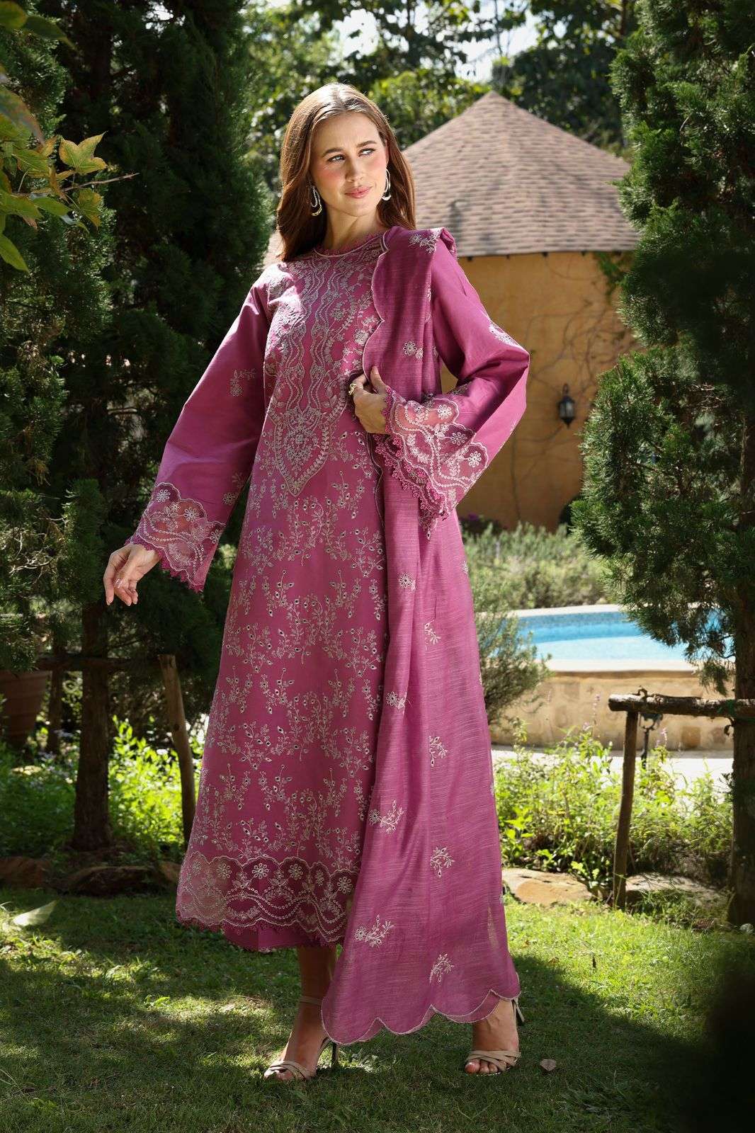 Luxury Embroidered Lawn Unstitch 2026 by Raaya-09